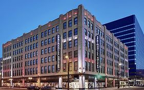 Springhill Suites By Marriott Milwaukee Downtown
